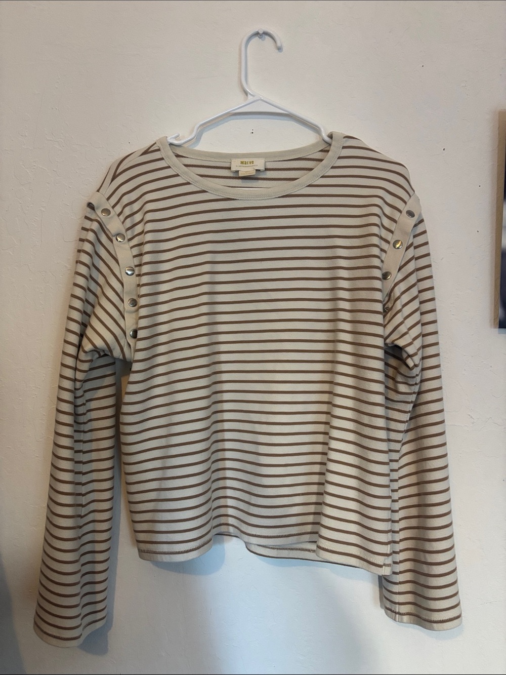 Maeve Cream and Beige Striped Button-Shoulder Long Sleeve Tee